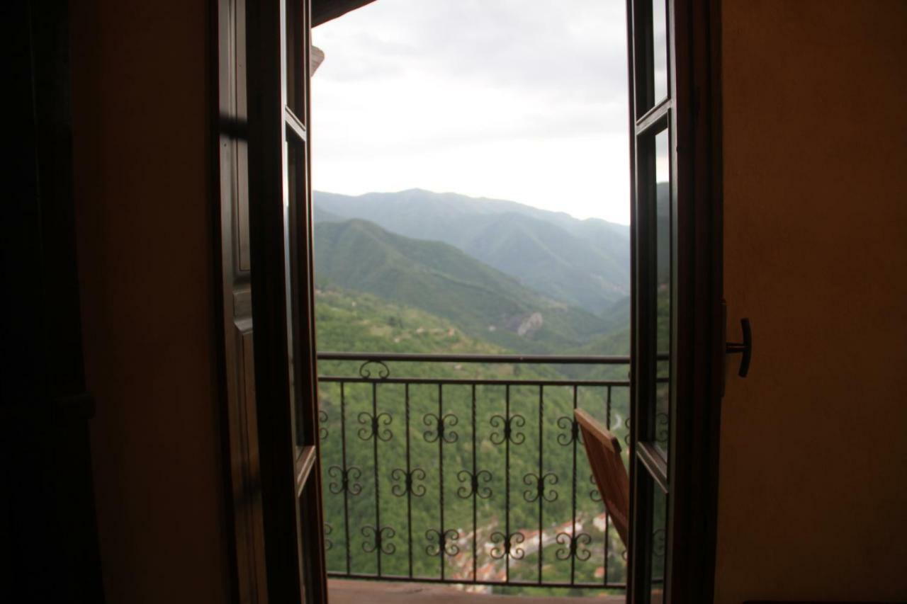 Bed & Breakfast Triora Medievale Bagian luar foto